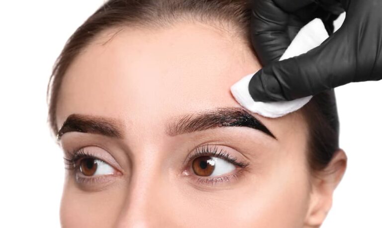 Eyebrow tinting is one of the many ways you can improve your looks.